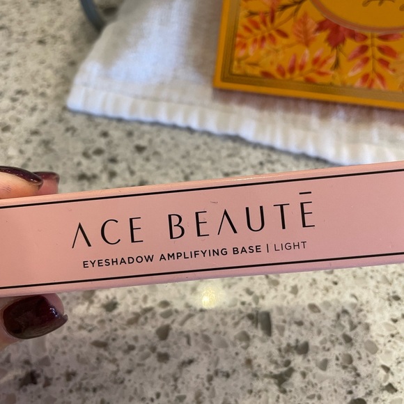 Ace Beaute/ bundle of eye makeup - Picture 2 of 5